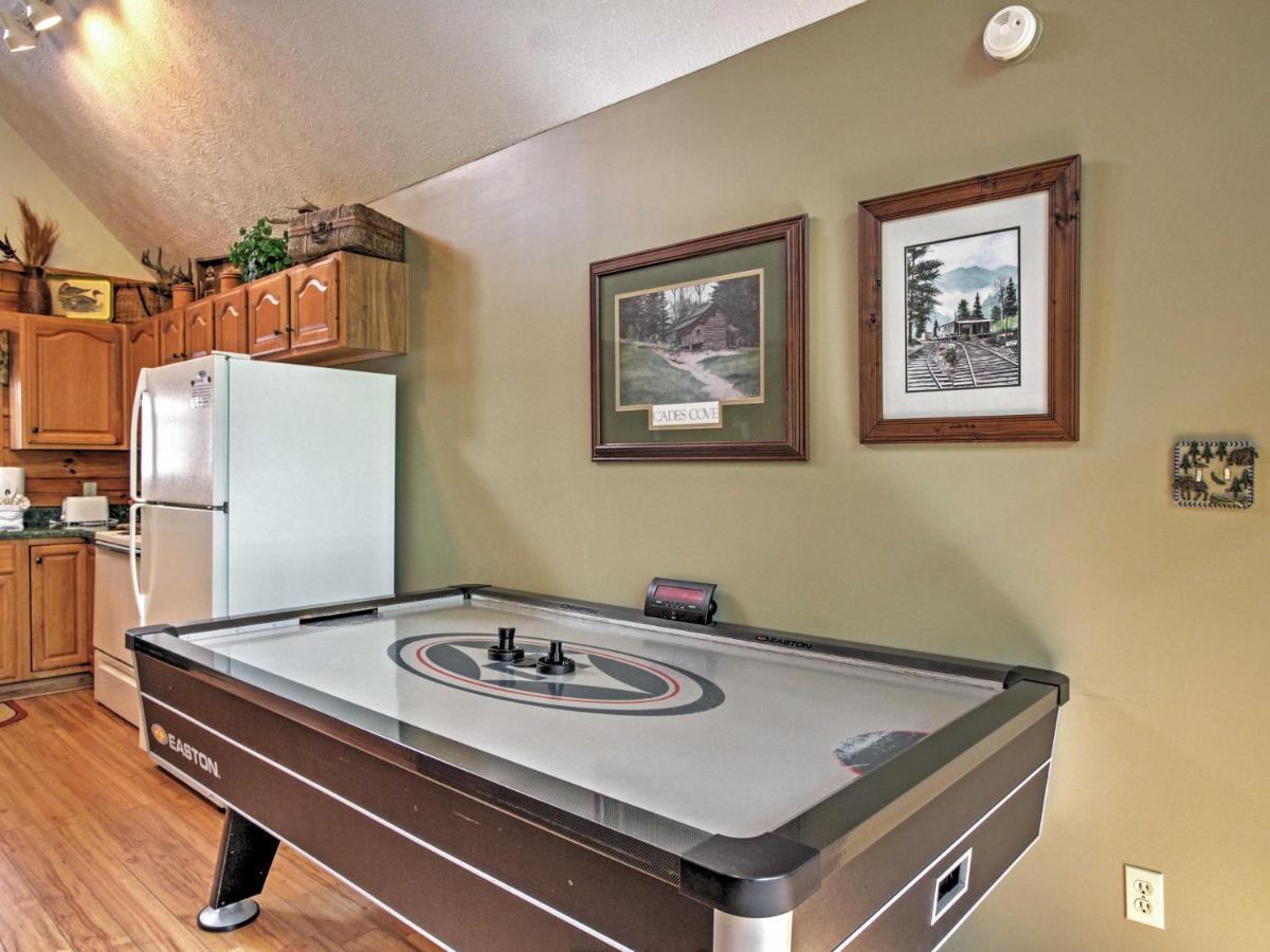 Idyllic Cabin With Hot Tub Less Than 2 Mi To Dollywood! Sevierville Buitenkant foto